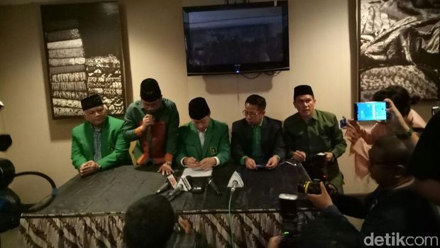 Djan Faridz Mundur dari Ketum PPP Muktamar Jakarta