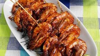 Yakin nggak tergoda kalau udang bakarnya seperti ini? Jadi pengen langsung ngambil nasi deh. Foto : instagram @emira_syaiful