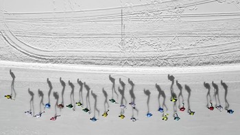 Pemenang pertama kategori Sport Skating Shadows karya fotografer Vincent Riemersma. (Foto: 2018 Drone Awards)