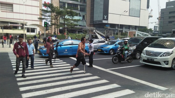 Ingat! Kendaraan Harus Melambat dalam Kondisi Ini