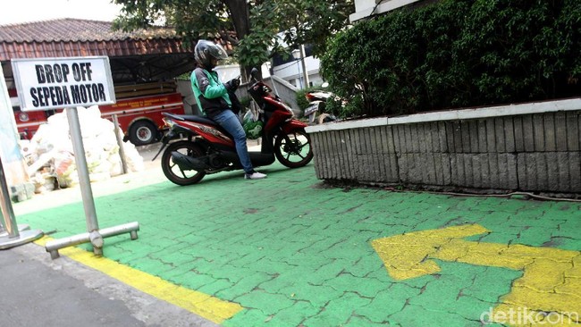 Ingat! Tarif Baru Ojol Mulai Berlaku Hari Ini