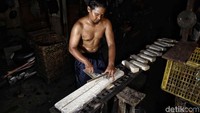 Tempe yang sudah jadi dan dipotong inilah yang siap dipasarakan.