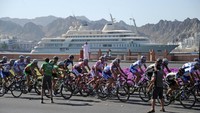 Inilah superyacht milik Sultan Oman, Al Said. Superyacht ini dilaporkan memiliki ruang untuk ruang konser yang dilengkapi dengan 60 buah orkestra (CNN Sport)