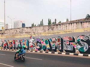 Puluhan Seniman Jalanan Bikin Mural Asian Games 2018