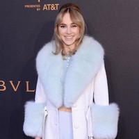 Mereka saling jatuh cinta dan sangta dekat. Robert mengelus rambu Suki dan memberinya ciuman sayang, kata seorang sumber kepada E! Foto: Getty Images