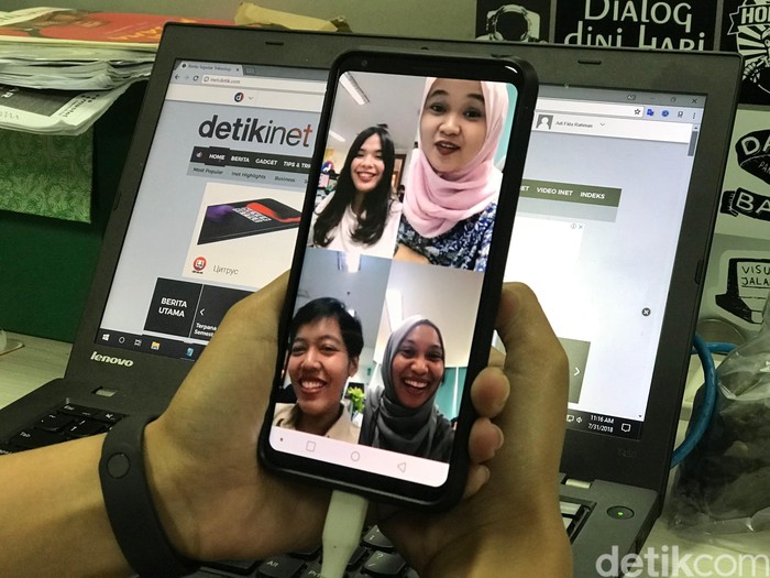 Video call di grup WhatsApp kini jadi lebih gampang. (Foto: Adi Fida Rahman/detikINET) Video call di grup WhatsApp kini jadi lebih gampang. (Foto: Adi Fida Rahman/detikINET)