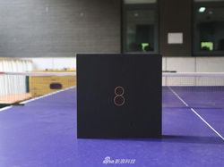 Penampakan Ponsel Paling Gahar Xiaomi Berbodi Transparan