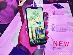 Pikat Anak Muda, Huawei Nova 3i Munculkan Warna Iris Purple