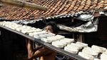 Industri Rumahan Perajin Tempe yang Tetap Bertahan