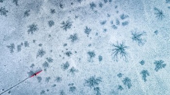 Pemenang Highly Commended kategori Sport Red Kajak karya fotografer Stefan Thaler. (Foto: 2018 Drone Awards)