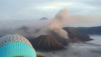 Fera yang pernah menikmati sunrise di kawasan Bromo (fera_fe/Instagram)