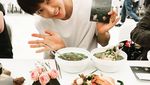 Kerennya Lee Joon Gi Saat Jualan Makanan hingga Makan Daging Panggang