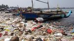 Penampakan Puluhan Ton Sampah di Pantai Labuan Pandeglang