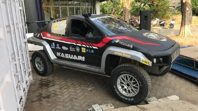 Top! ITS Kenalkan 2 Mobil Balap Dakar Listrik dan Hybrid