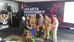 Gaya Anies Resmikan Jakarta Investment Center