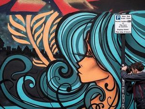 Keren! Unjuk Bakat Seniman Grafiti di Upfest Inggris