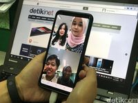 whatsapp video call on tv