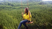 Fera kala berlibur di The Lodge Maribaya (fera_fe/Instagram)