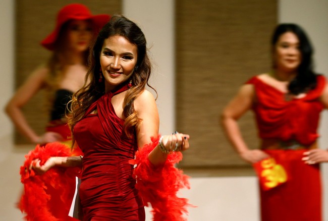 Bertajuk Rampstar 2018, kontes kecantikan ini khusus digelar bagi para pembantu rumah tangga untuk unjuk bakat dan kecantikannya. Foto: Dok. REUTERS/Feline Lim