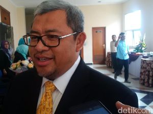 Ada Tugas Khusus dari PKS, Aher Batal Maju Pileg 2019