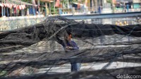 Sandiaga menuturkan proses penjernihan Kali Item masih terus dilakukan. Penjernihan tersebut tidak hanya untuk Asian Games.