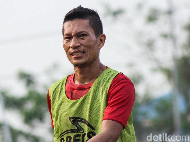 Kapten Persija Ismed Sofyan Fokus Latihan di Tengah Gosip Selingkuh