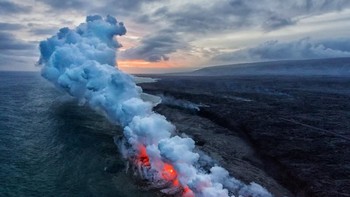 Pemenang kedua kategori Nature Entrance to Hell  karya fotografer Xiaoxiao Liu. (Foto: 2018 Drone Awards)