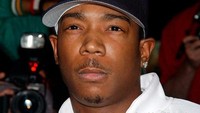 Pada Maret 2011, rapper Ja Rule atau Jeffrey Atkins mengaku bersalah karena tidak mengajukan pengembalian pajak atas penghasilan lebih dari US$ 3 juta. Dia kemudian dijatuhi hukuman 28 bulan penjara dan setuju untuk membayar $ 1,1 juta dalam bentuk pajak. Istimewa/gobankingrates.com