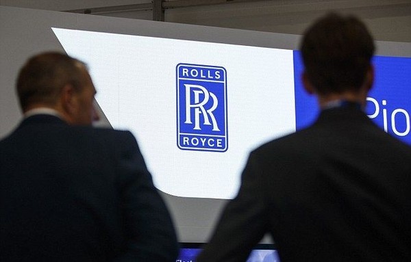 Rolls Royce mengungkapkan rencana taksi terbang ini saat presentasi di ajang Farnborough Airshow berapa waktu lalu. Taksi terbang ini diharapkan akan merevolusi dunia traveling. (AFP/Getty Images) Rolls Royce mengungkapkan rencana taksi terbang ini saat presentasi di ajang Farnborough Airshow berapa waktu lalu. Taksi terbang ini diharapkan akan merevolusi dunia traveling. (AFP/Getty Images)
