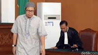 Jaksa Penuntut Umum (JPU) sebelumnya menyatakan JAD terbukti melanggar pasal 17 ayat 1 dan 2 Undang-undang Terorisme. Jaksa meminta majelis hakim segera membekukan korporasi JAD.