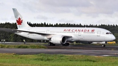 An Air Canada plane is seen stopped on a taxiway under construction at Narita Airport in Chiba prefecture, on July 30, 2018.PHOTO: YOMIURI SHIMBUN/ASIA NEWS NETWORK