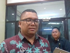 Tak Lagi Panggil Andi Arief, Bawaslu Rapat Pleno Dugaan Mahar Besok