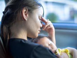 Saat Seorang Perempuan Khawatir Dicap Bukan Ibu yang Baik