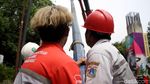 Tiang Lampu di Jalur Sepeda GBK Dicabut