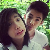 Tak sedikit netizen terkejut, karena pada postingannya itu, Arar menuliskan jika dirinya yang dulu memiliki wajah tampan ini kerap digoda oleh teman wanitanya. Foto: Facebook