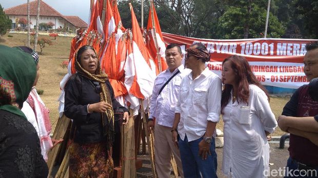 Jelang HUT RI, Gedung Linggarjati Dipasangi 10.001 Bendera 
