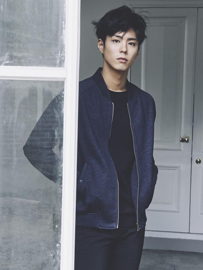 Pada 2016, aktor Park Bo Gum terlihat sangat kurus hingga pipinya tirus, dan dagunya terlihat runcing. Foto: Dok. Koreaboo