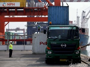 Pemerintah Gratiskan Ongkos Kirim Bantuan ke Palu