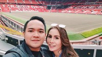 Saat ke Manchester, tak melewatkan kunjungan ke Old Trafford (therealmomogeisha/Instagram)