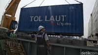 Termasuk juga soal kesiapan logistik lewat Tol Laut yang digenjot pada masa pemerintahan Jokowi ini.