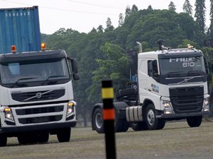 Tantangan Mengemudikan Truk Volvo