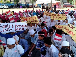 Laskar Santri di Malang Deklarasi Dukung Jokowi 2 Periode