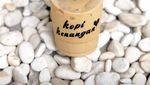 Slurpp! Segar Manis 15 Es Kopi Susu Ada di Sini
