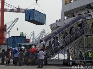 Tiket Pesawat Mahal, Arus Mudik Via Laut Meningkat