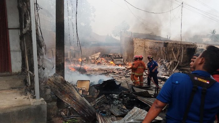 5 Kios di Depok Terbakar, Seorang Ibu Sempat Terjebak