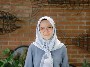 9 Fakta Karier Nissa Sabyan, Artis Paling Banyak Like di Instagram