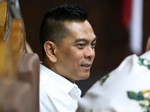 MA Sunat Hukuman Koruptor Izin Reklamasi Eks DPRD DKI M Sanusi