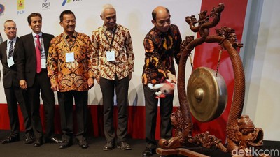 Arcandra Tahar Buka Gas Indonesia Summit & Exhibition 2018
