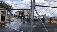 Akibat kecelakaan tersebut sejumlah rute penerbangan di Bandara Internasional Victoria Guadalupe ditutup. Proteccion Civil Durango/via Reuters.