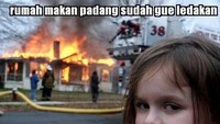 Hayoo, lebih milih mana nasi uduk atau nasi padang? Sulit nih pilihannya. Foto: Istimewa
